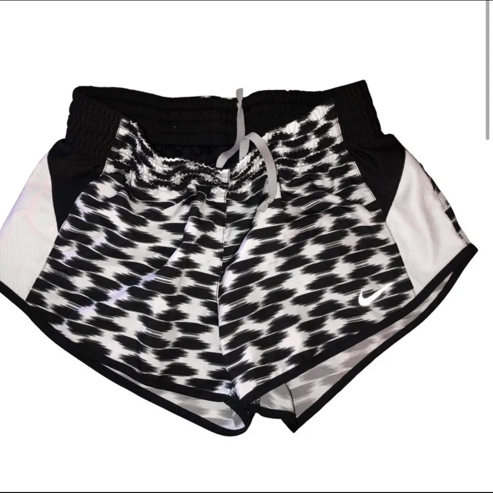 Nike Black and White Lined Running Shorts Size XS